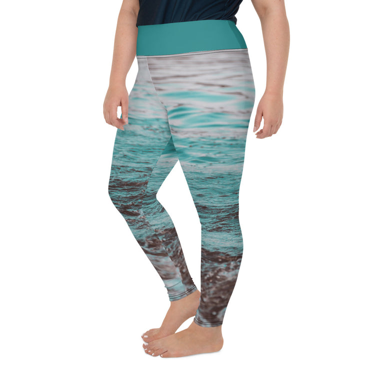 Athleisure Plus Size Leggings with great prints and colorful patterns like Athleisure leggings by Lululemon Athletica, Fabletics, Sweaty Betty, Under Armour, Nike and Adidas 