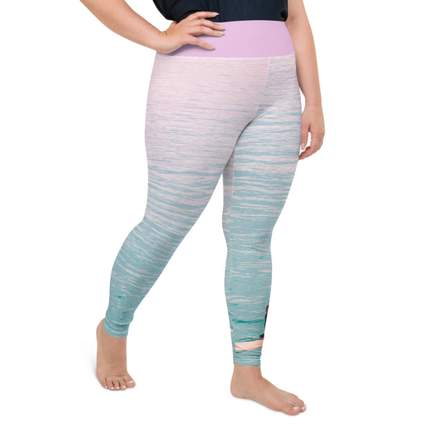 Athleisure Plus Size Leggings with great prints and colorful patterns like Athleisure leggings by Lululemon Athletica, Fabletics, Sweaty Betty, Under Armour, Nike and Adidas 