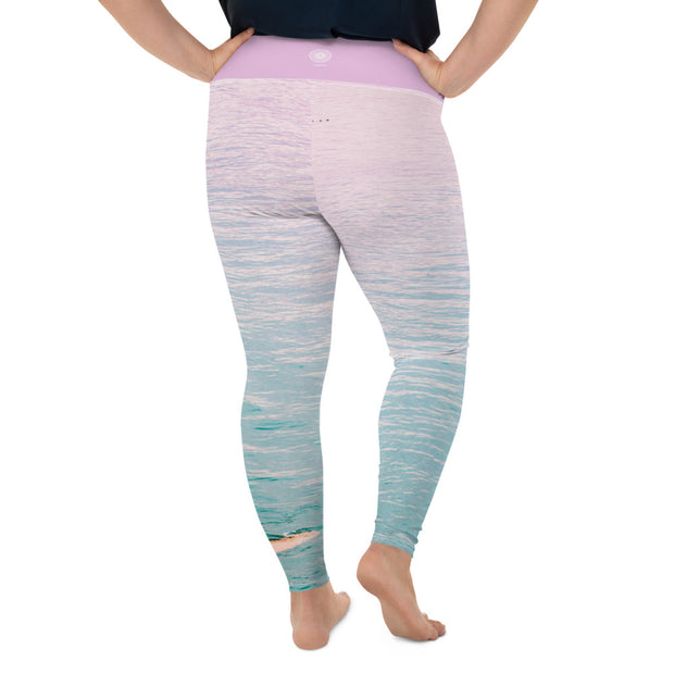 Athleisure Plus Size Leggings with great prints and colorful patterns like Athleisure leggings by Lululemon Athletica, Fabletics, Sweaty Betty, Under Armour, Nike and Adidas 