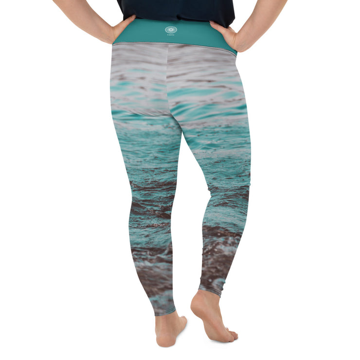 Athleisure Plus Size Leggings with great prints and colorful patterns like Athleisure leggings by Lululemon Athletica, Fabletics, Sweaty Betty, Under Armour, Nike and Adidas 